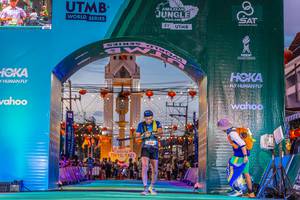 BIB: 4060
                            <button type="button" onclick="openModal(21811102)" class="btn btn-primary btn-sm float-right btn-popup" data-toggle="modal" data-target=".modal-high-quality">
                        <i class="fas fa-shopping-cart"></i> Add to Cart
                    </button>
                                            <button type="button" onclick="isThisMe(21811102, true)" class="btn btn-success btn-sm float-right btn-popup btn-isme hidden" data-toggle="tooltip" data-placement="bottom" title="นี่คือรูปของคุณใช่ไหม คลิกที่นี่เพื่อเอาเข้าอัลบั้ม">
                        <i class="fas fa-plus"></i> Add to album
                    </button>
                    <button type="button" onclick="isThisMe(21811102, false)" class="btn btn-warning btn-sm float-right btn-popup btn-isnotme hidden">
                        <i class="fas fa-ban"></i> Remove from album
                    </button>